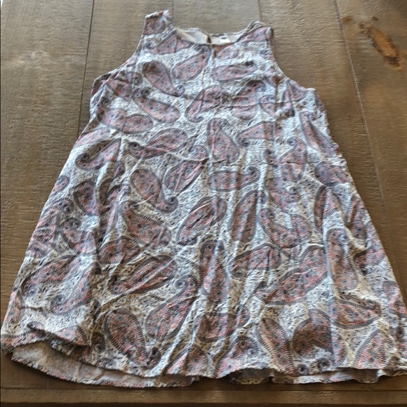 Women’s Floral pattern Dress - Picture 2 of 3